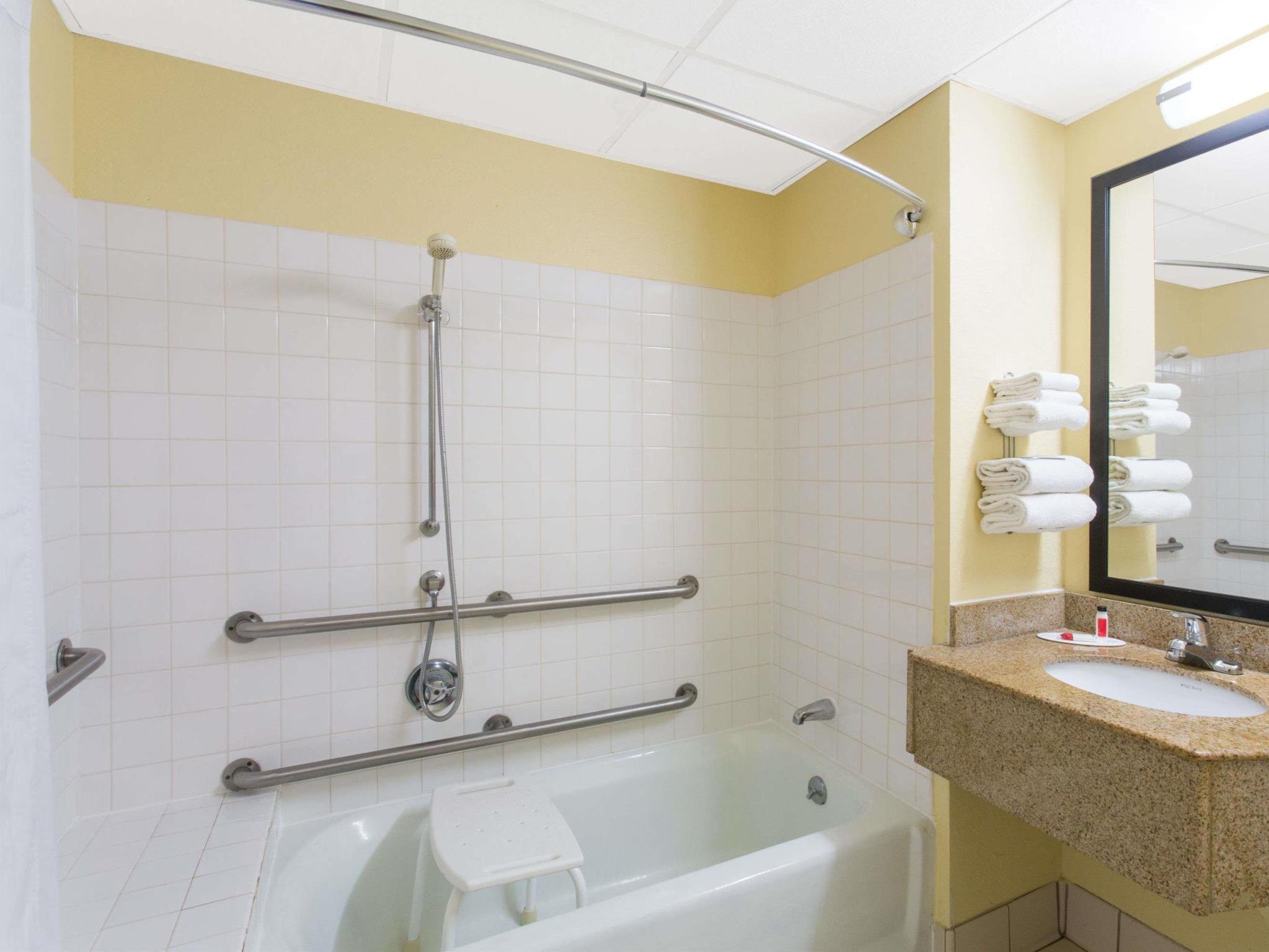 Days Inn By Wyndham Leominster/Fitchburg Area Exteriér fotografie