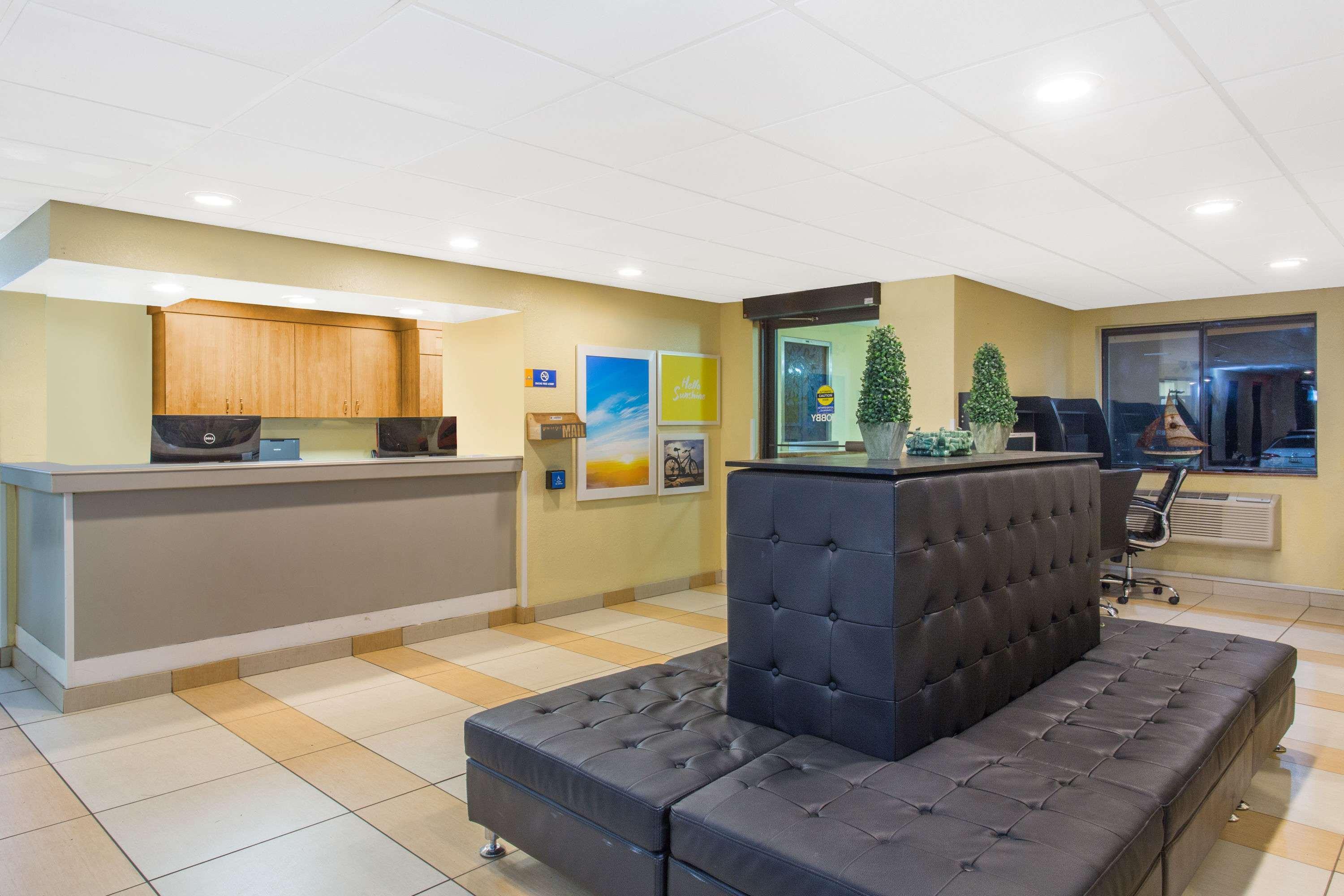 Days Inn By Wyndham Leominster/Fitchburg Area Exteriér fotografie