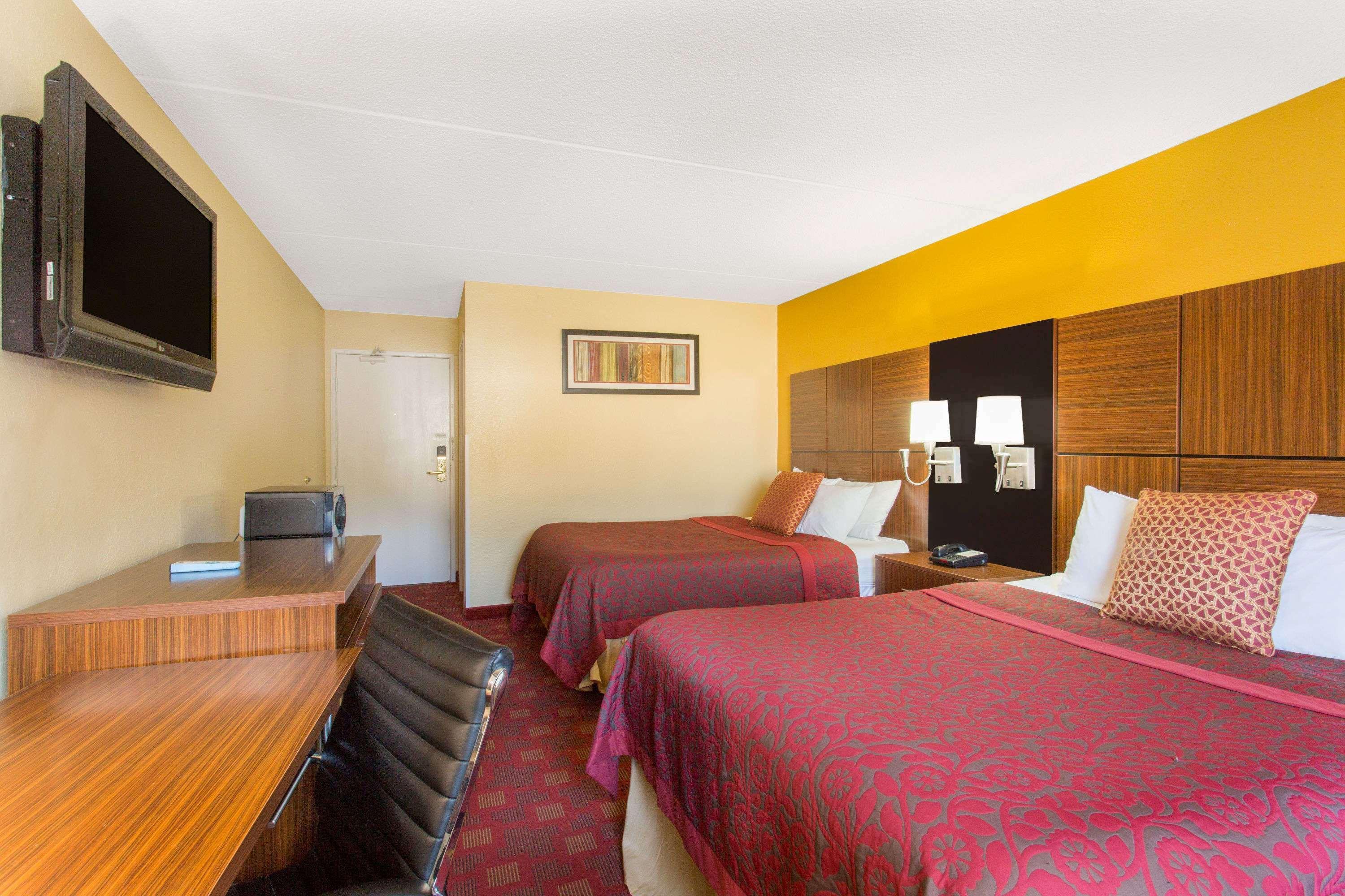 Days Inn By Wyndham Leominster/Fitchburg Area Exteriér fotografie